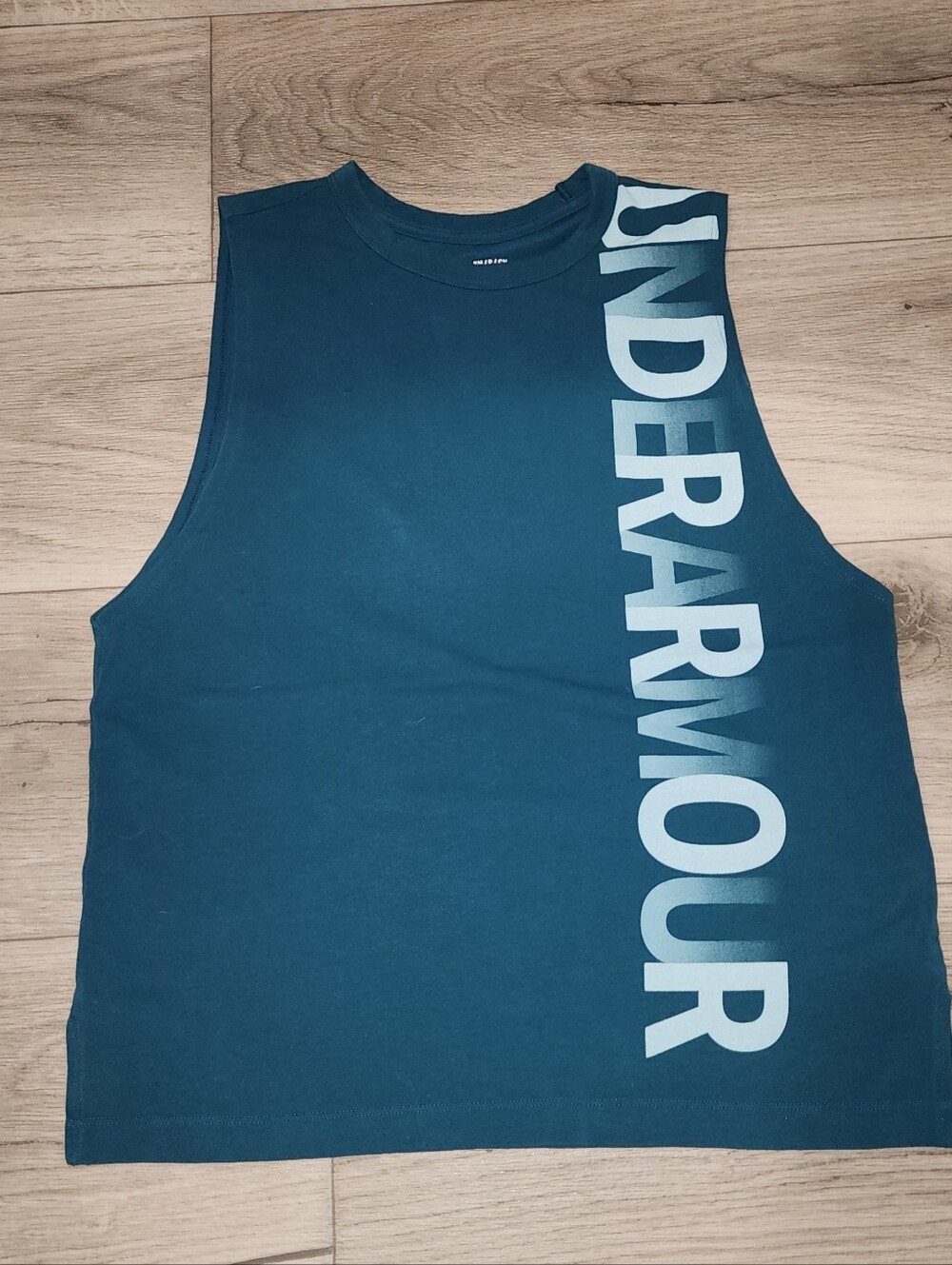 Under Armour Teal Graphic Sleeveless Top